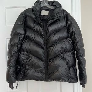 Athleta black puffer jacket